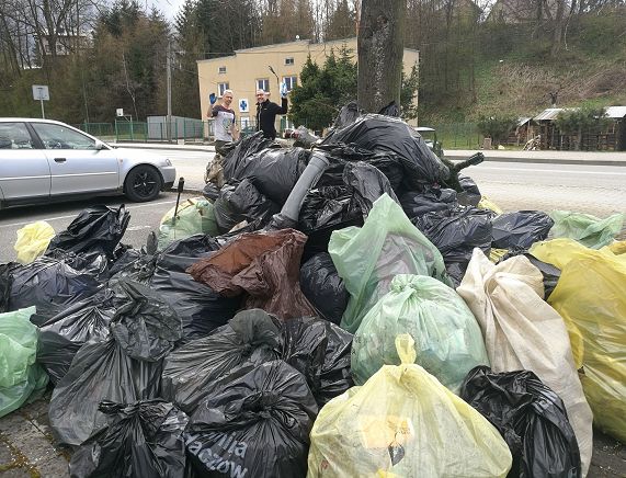 Sprzątanie brzegów Wisłoka 2023