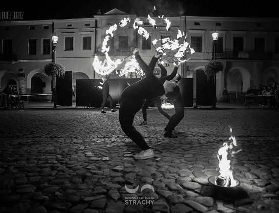 Warsztaty - teatr ognia