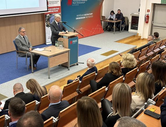 Konferencja PANS
