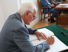 IMG_9687.JPG