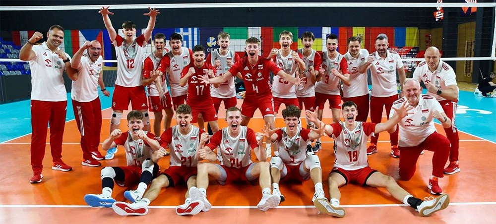Reprezentacja Polski U18M w siatkówce.jpg [221.60 KB]