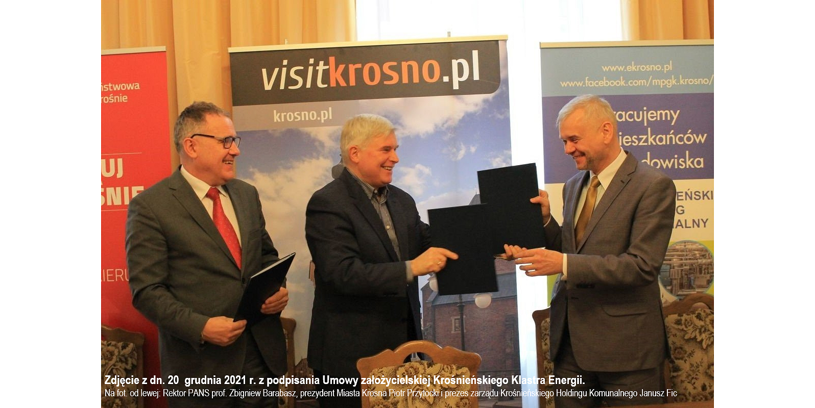 foto klaster.png [1.17 MB]