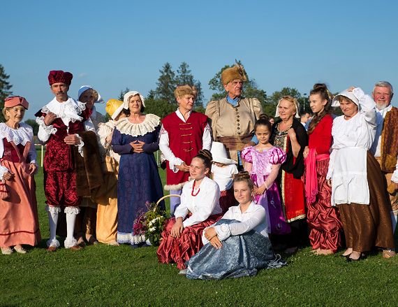 Konkurs stylizacja archiwum 1