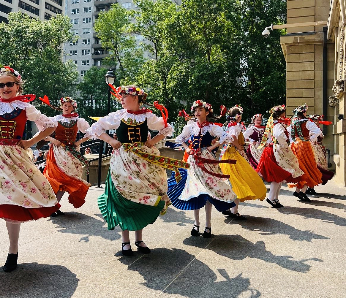 Kanada - Zespół Tańca Ludowego Krakusy Polish Folk Dance 1Association.jpg [541.03 KB]