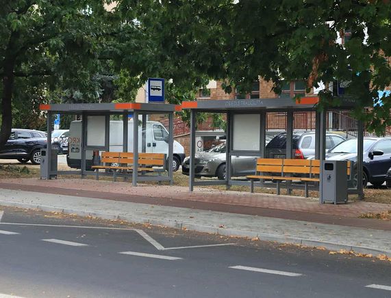 Uwaga mieszkańcy os. Traugutta! Zmiana lokalizacji przystanku autobusowego