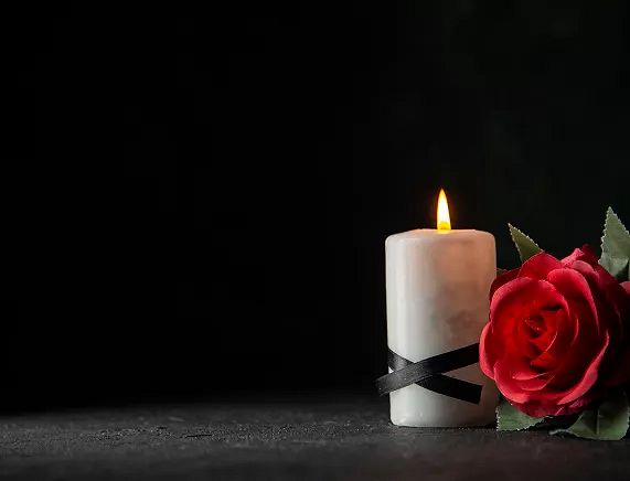 Freepik. Świeca.jpg