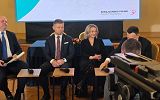 Krosno z dofinansowaniem z Funduszy Szwajcarskich - podpisanie umowy.jpg