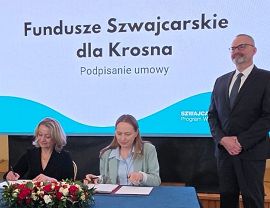 Krosno z dofinansowaniem z Funduszy Szwajcarskich - podpisanie umowy.jpg