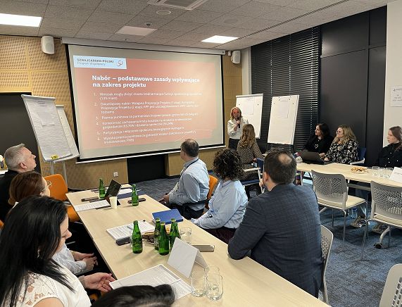 Pierwsze spotkanie Komitetu Społecznego za nami! Mieszkańcy Krosna zyskują realny wpływ na rozwój miasta