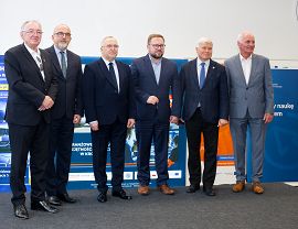 podpisanie porozumienia mechanik