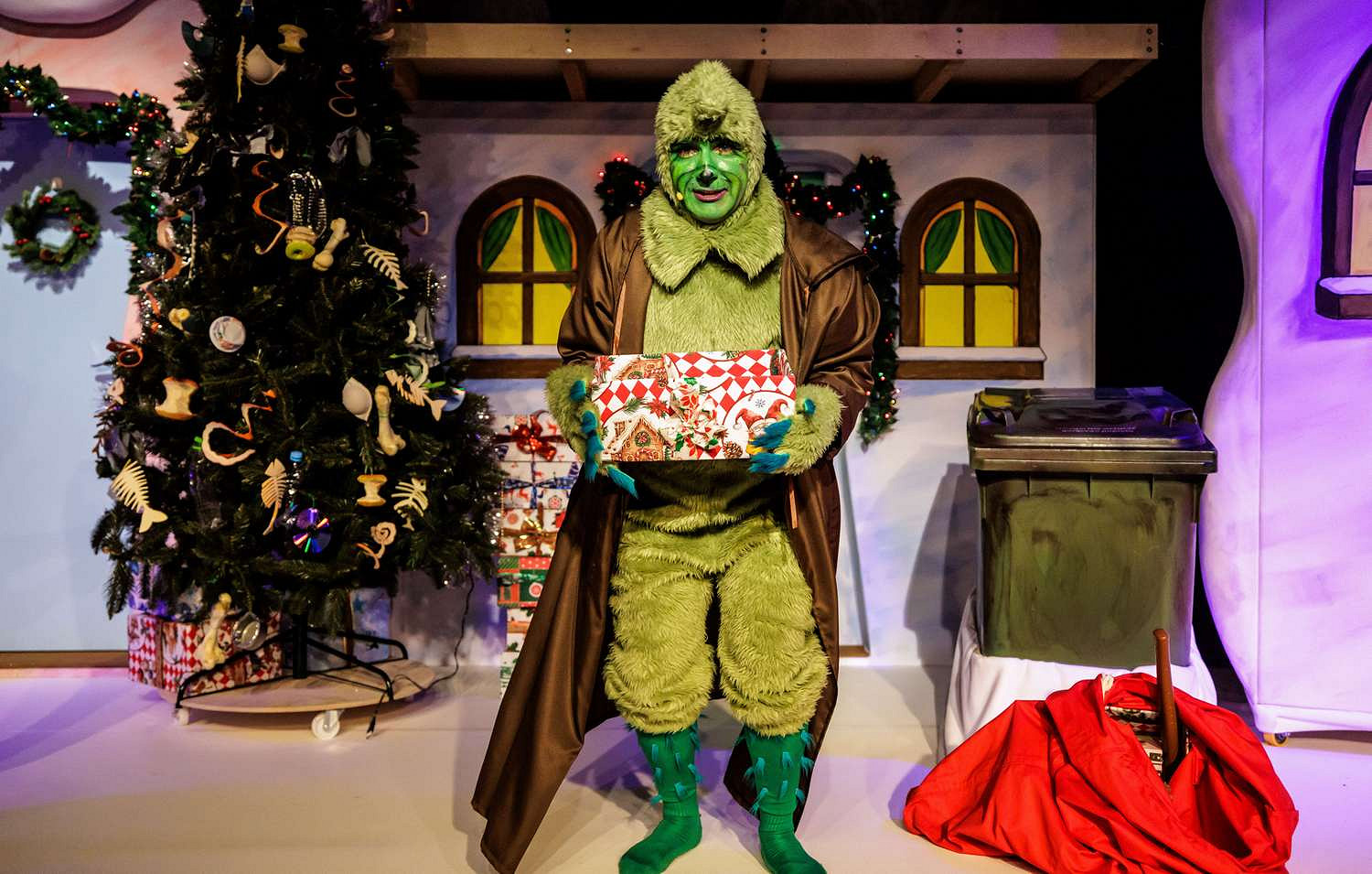 RCKP KST Grinch 2026 fot. arch. teatru 3.jpg [155.66 KB]